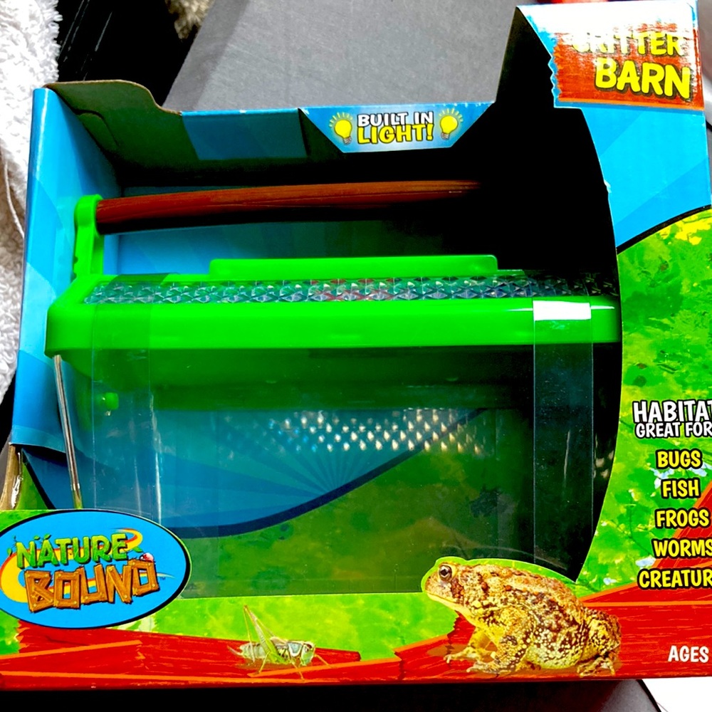Nature Bound Bug Cather Critter Barn Habitat For Indoor/Outdoor Insects